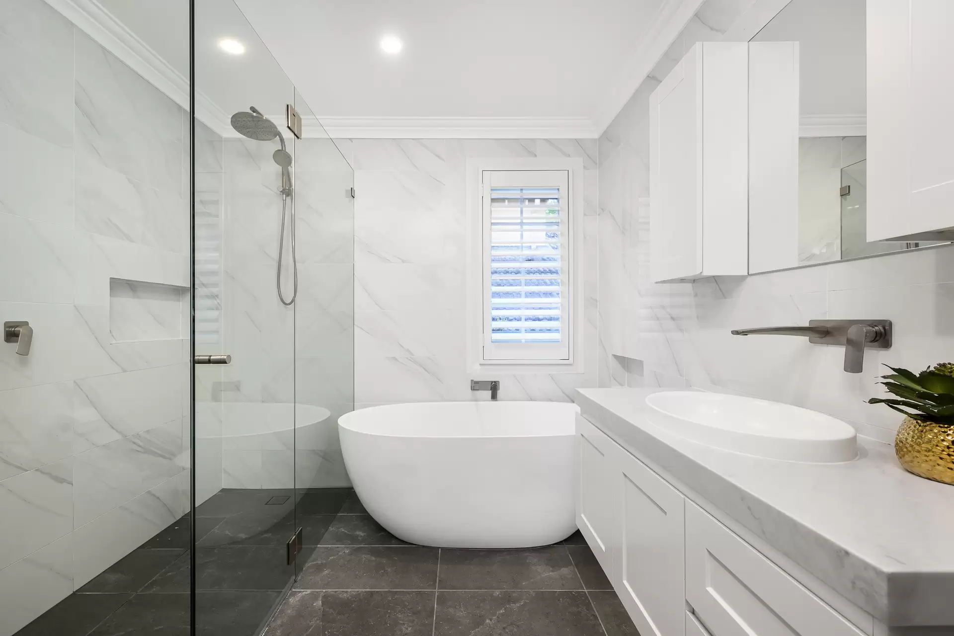 14 Lightcliff Avenue, Lindfield Auction by Chan Yahl - image 6