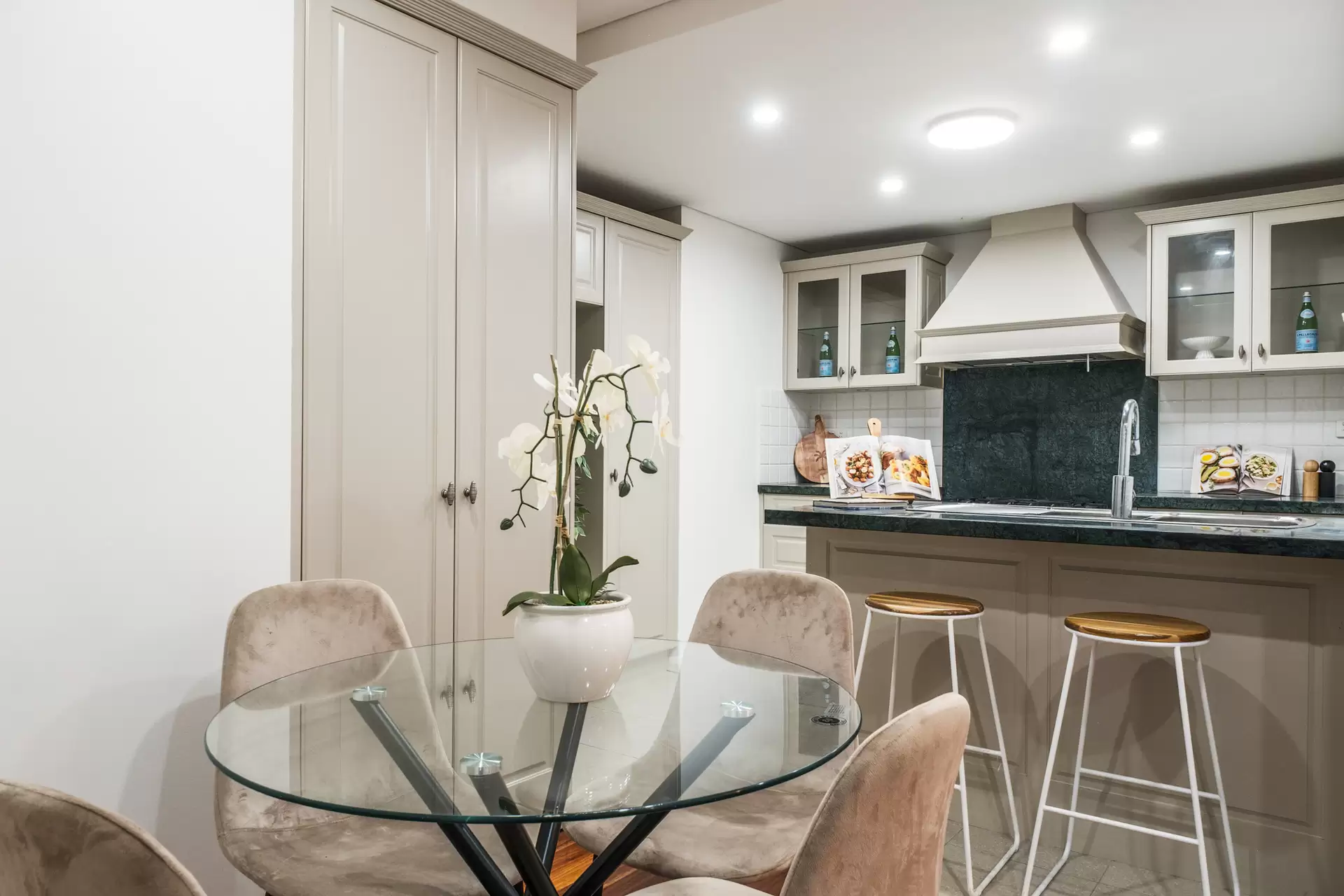 7/497 Pacific Highway, Killara Auction by Chan Yahl - image 5