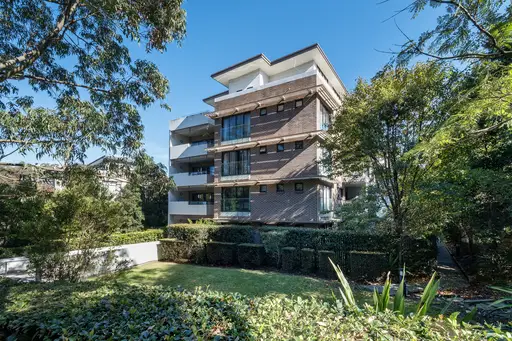 50/42-48 Culworth Avenue, Killara Sold by Chan Yahl