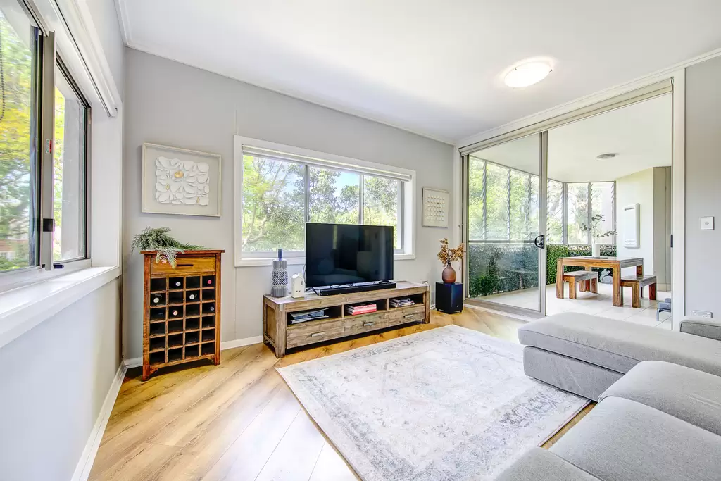 27/1-3 Cherry Street, Warrawee Sold by Chan Yahl