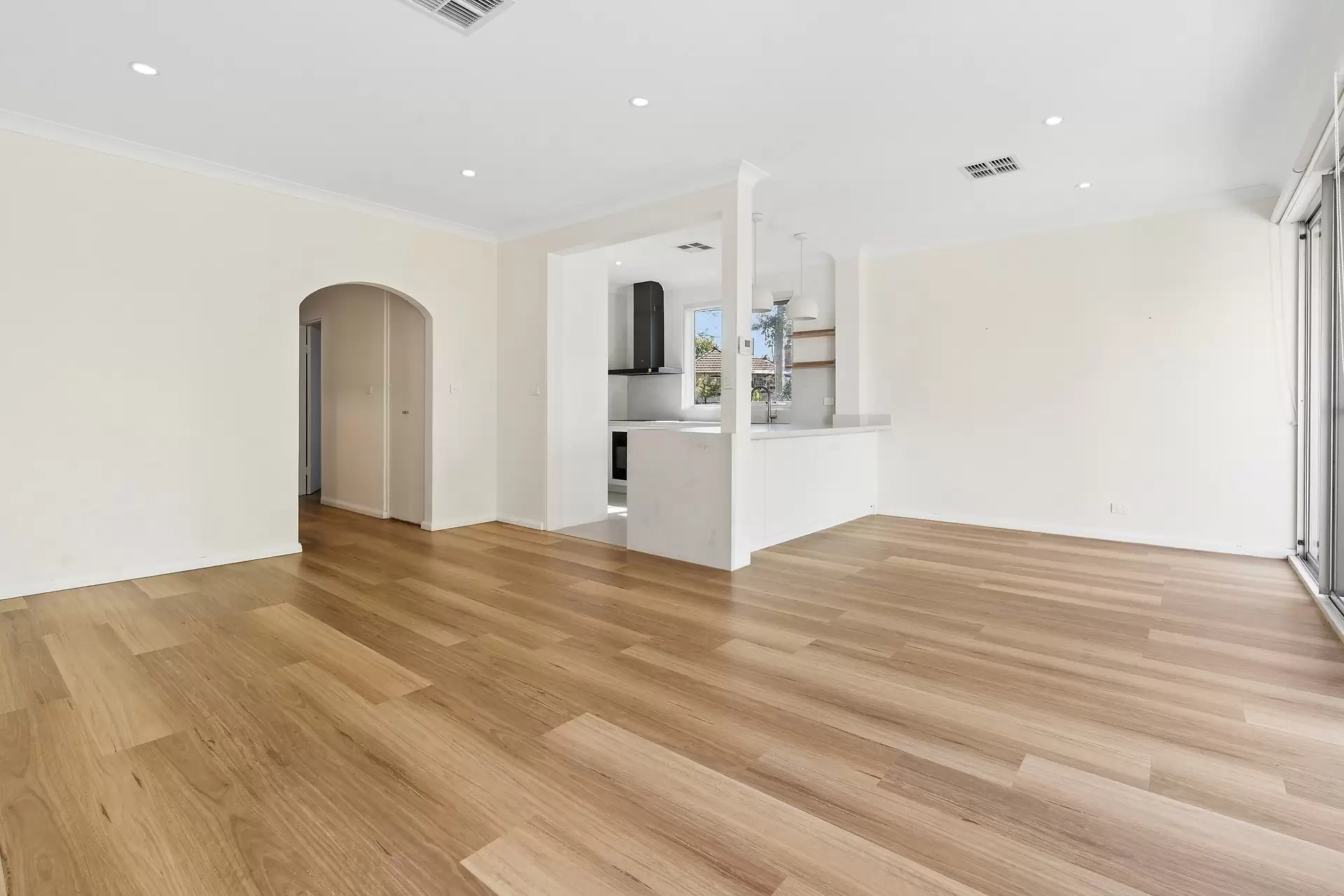 3/10 Kissing Point Road, Turramurra For Lease by Chan Yahl - image 2