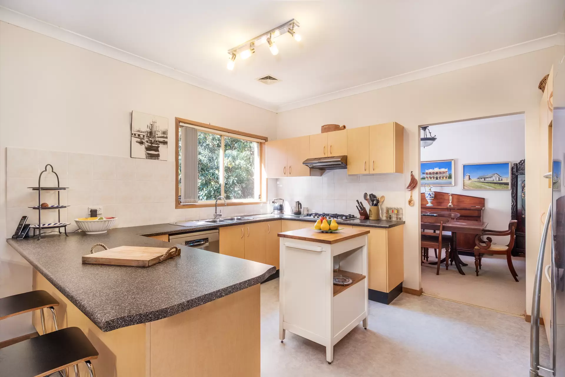 26 Lawson Parade, St Ives For Sale by Chan Yahl - image 5