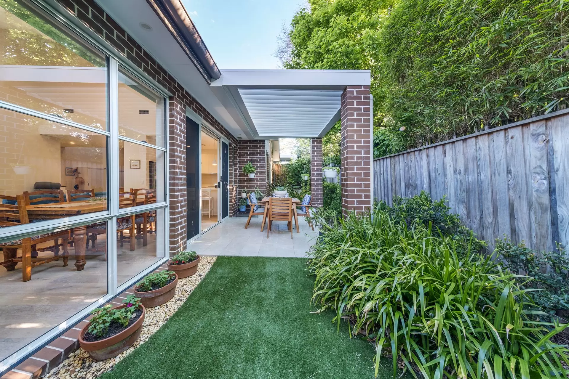 4/51 Killeaton Street, St Ives Auction by Chan Yahl