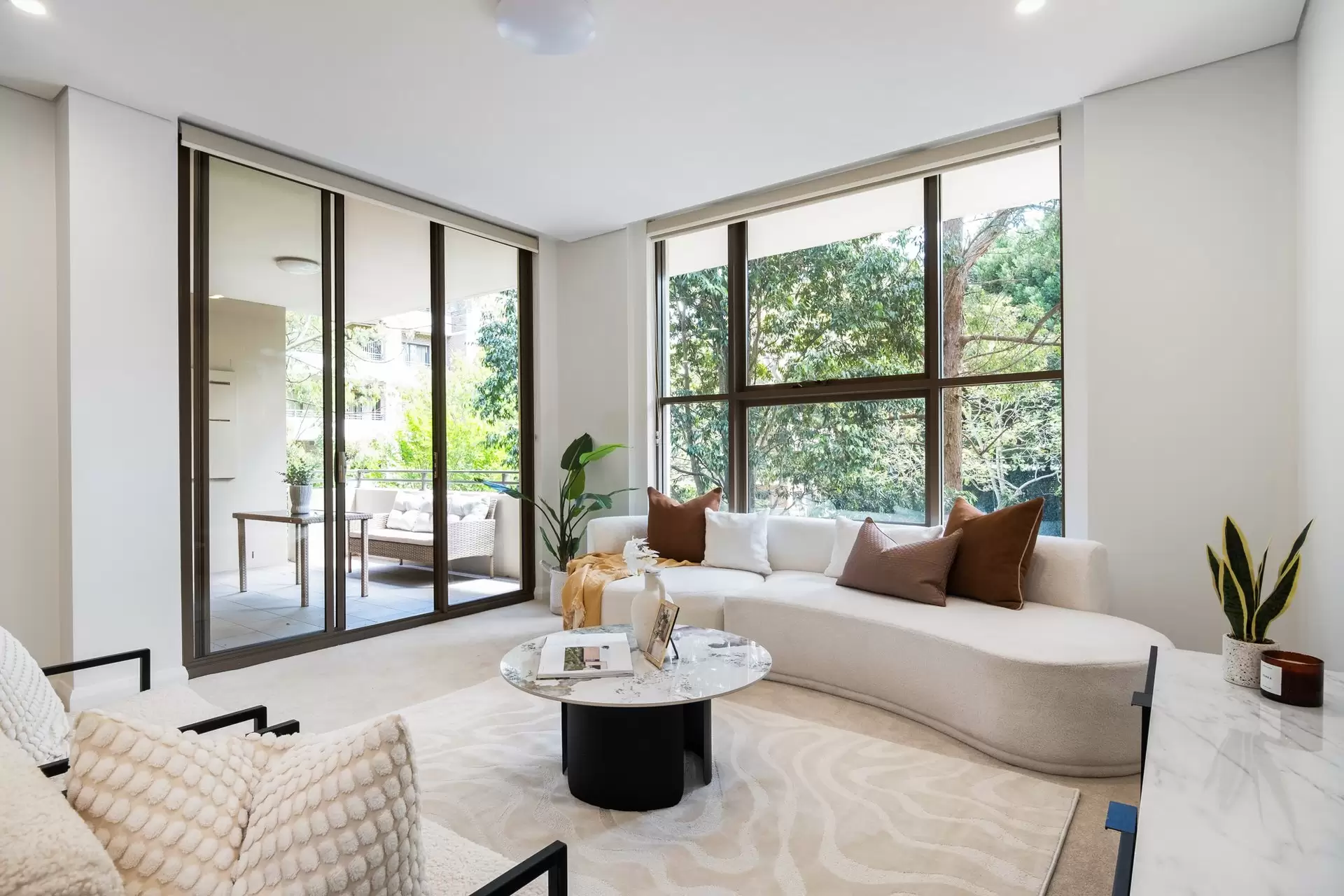 27/2-6 Clydesdale Place, Pymble Auction by Chan Yahl