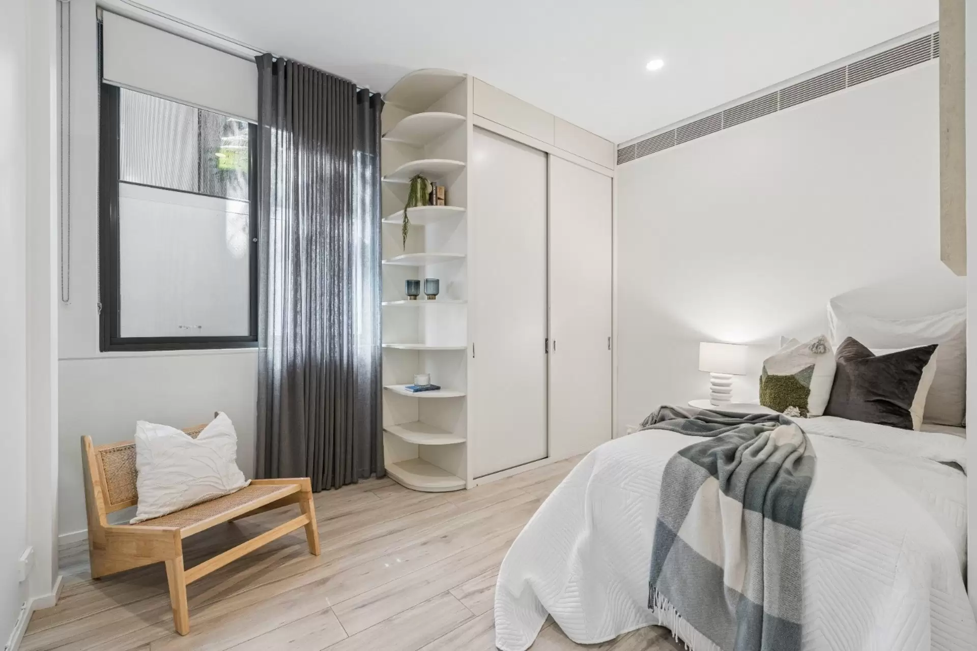 10/29 Lorne Avenue, Killara Auction by Chan Yahl - image 13